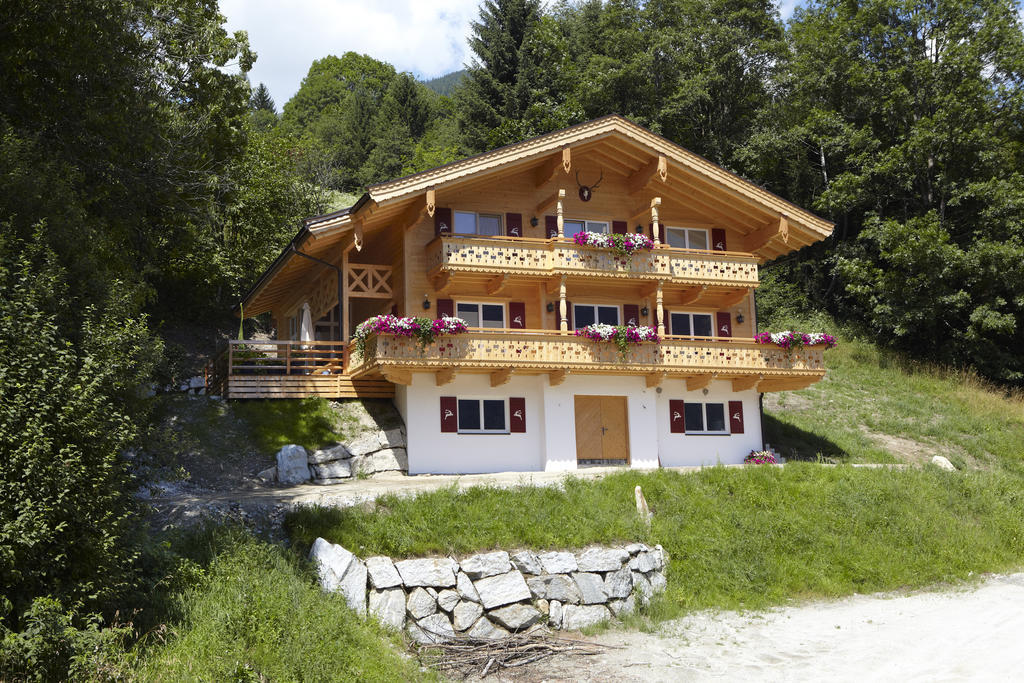 Naturdorf Oberkuehnreit Нойкирхен-ам-Гросфенедигер Экстерьер фото
