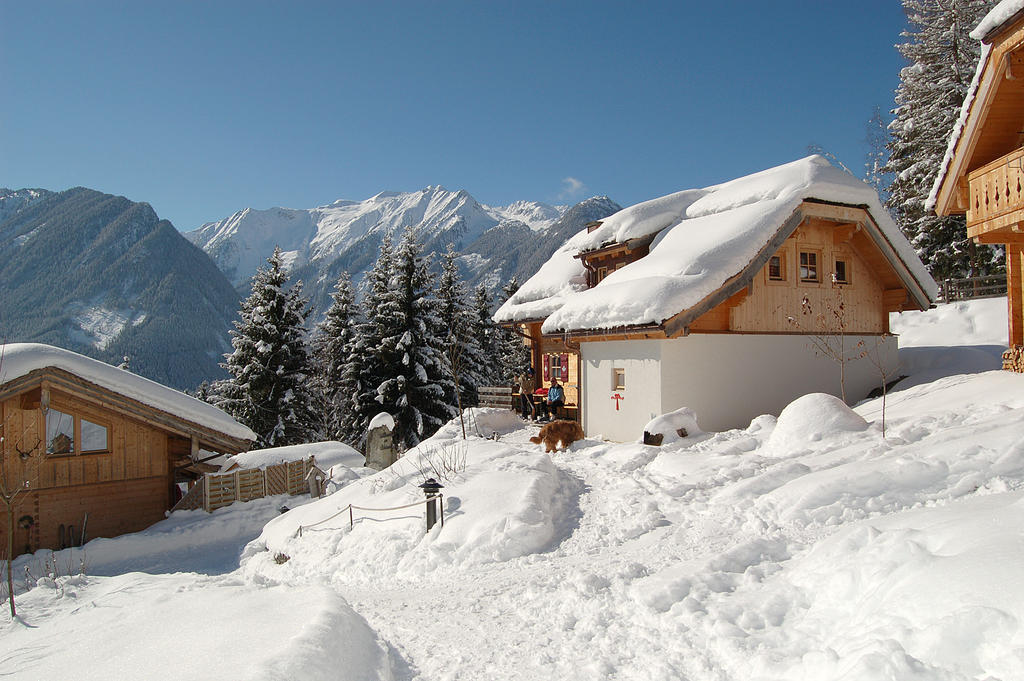 Naturdorf Oberkuehnreit Нойкирхен-ам-Гросфенедигер Экстерьер фото
