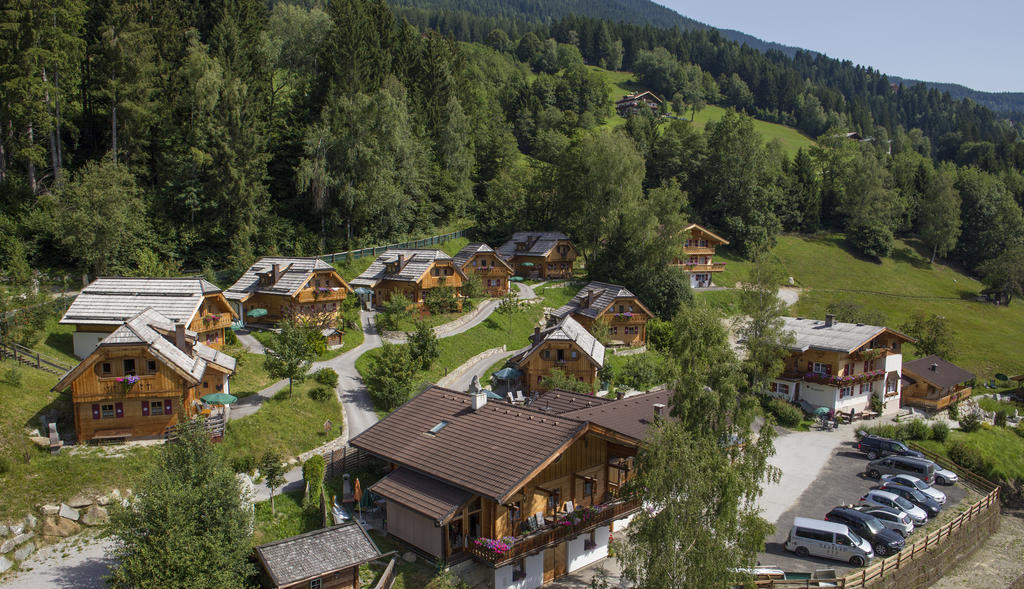 Naturdorf Oberkuehnreit Нойкирхен-ам-Гросфенедигер Экстерьер фото